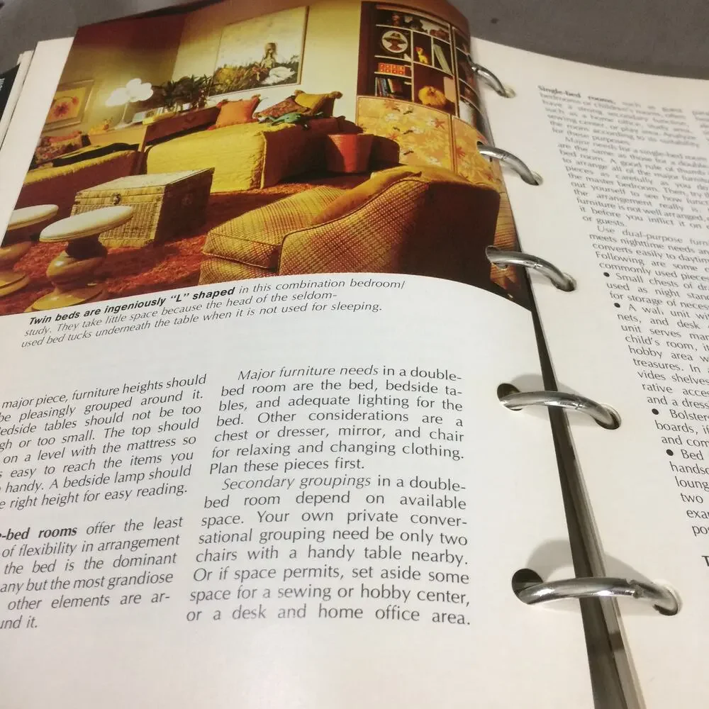 Vintage 1975 Better Homes Gardens Decorating Book Ring Binder Retro 70s Interior
